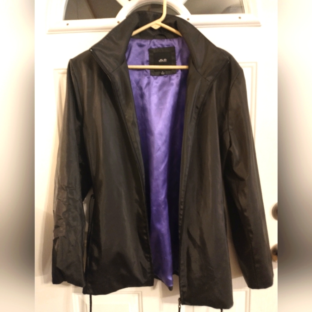 Black polyvinyl JLG New York Rain Lightweight Jacket. Size Large
